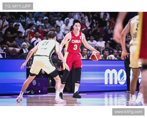 中国篮球队逆袭战胜澳大利亚队晋级亚洲杯决赛创历史最佳战绩