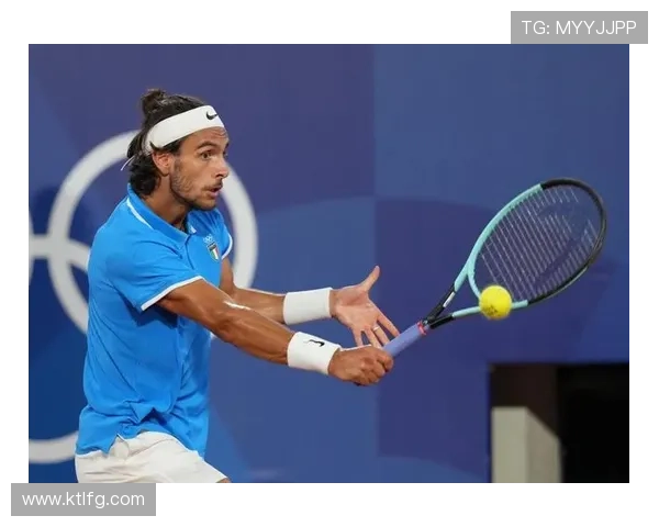 全新网球赛事亮相世界巡回赛 新兴球员引领未来赛场风潮