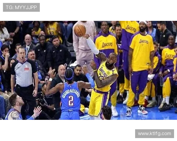 詹姆斯带领湖人豪取五连胜,季后赛前景光明,浓眉状态回暖